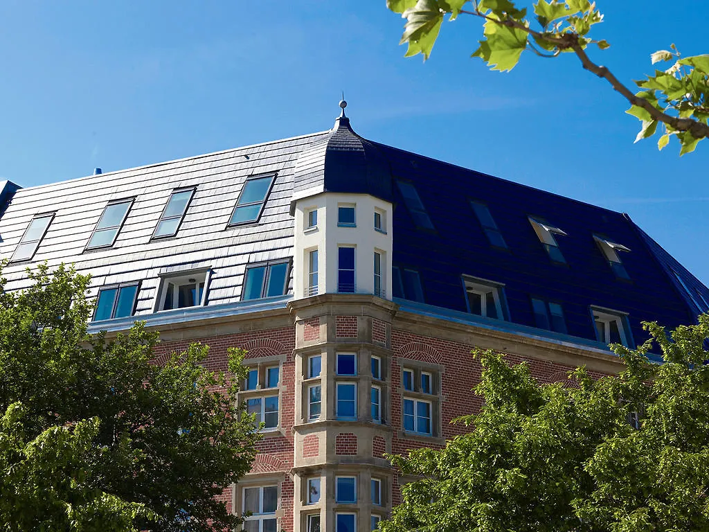 The Red Apartments Düsseldorf Germania